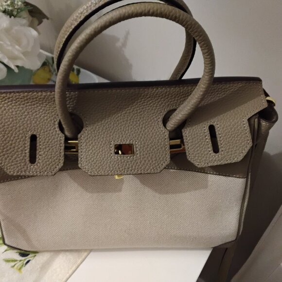 Woman purs new beautiful  color - Picture 2 of 6